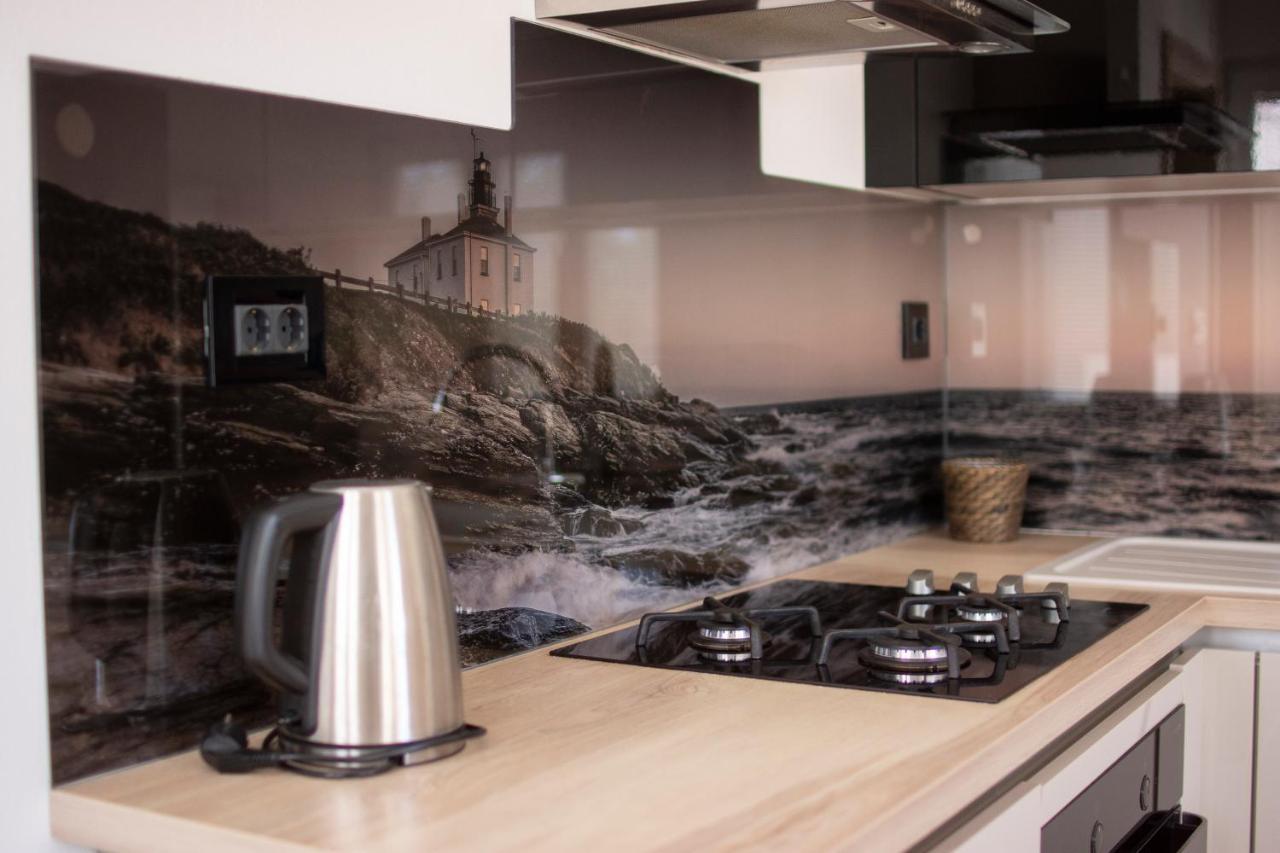 Holiday House By The Sea Vigo 扎达尔 外观 照片